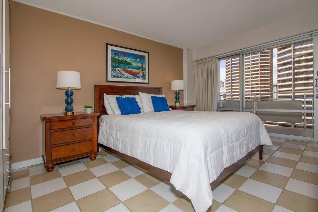 Resort Life At A Low Price- Ilikai Hotel Honolulu Eksteriør bilde