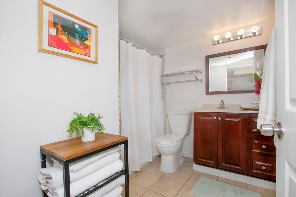 Resort Life At A Low Price- Ilikai Hotel Honolulu Eksteriør bilde
