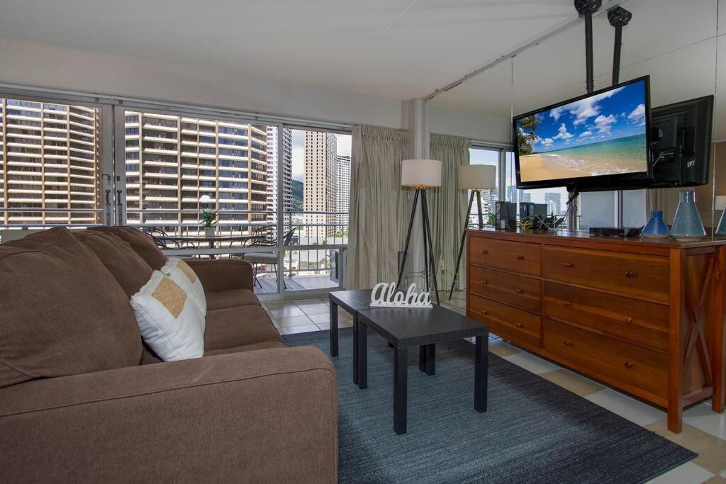 Resort Life At A Low Price- Ilikai Hotel Honolulu Eksteriør bilde
